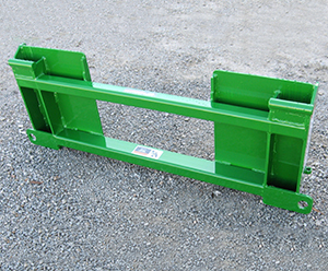 Adapter Bracket - Skid Steer to John Deere 400 Series - Thumbs